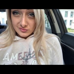 Meet your Posher, Devon